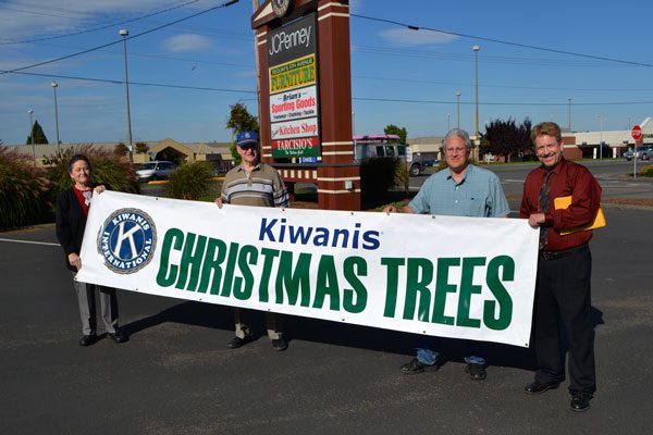 Boosters take over Kiwanis’ tree sales