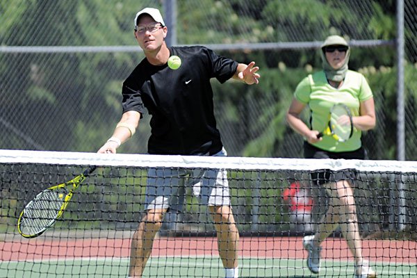 Families, friends battle at Sequim doubles tourney