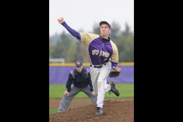 Baseball: Roughriders rally past Sequim, 8-5