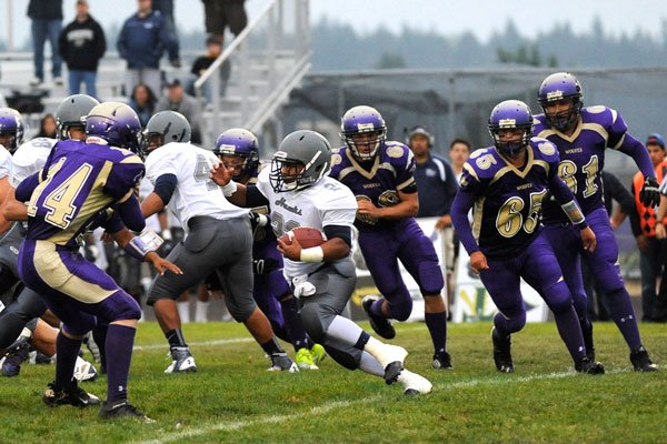 Football: River Ridge runs past Sequim