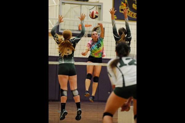 Volleyball: Sequim takes down rival Port Angeles in 3 games