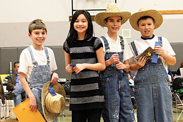 Sequim students show imagination