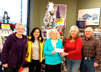 The Sequim Lavender Growers Association raffled off this lavender Christmas tree at its annual holiday bazaar