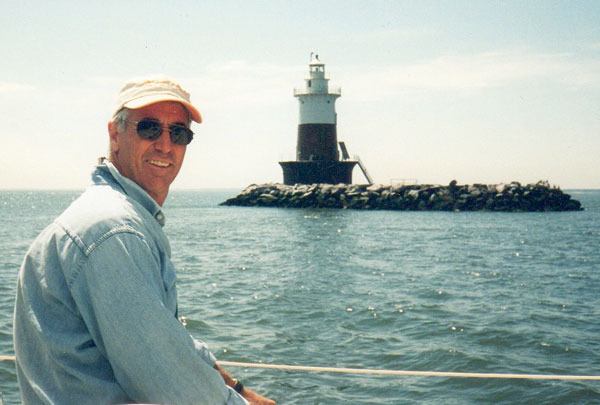 Ken Normington approaches Connecticut’s Greens Ledge Light