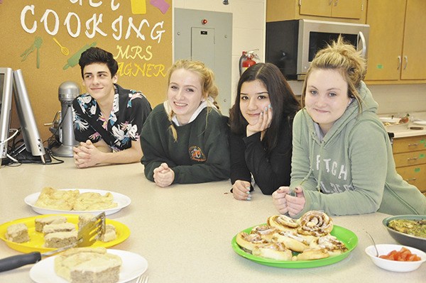 Sequim High School cooking class students