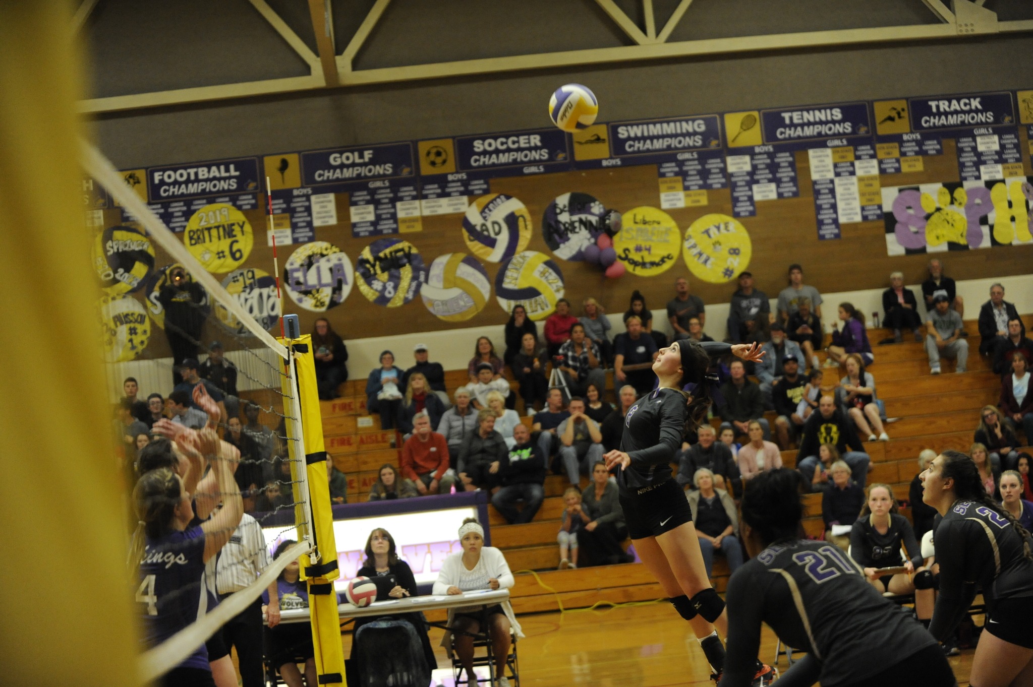 Sequim’s Sydney Balkan looks to drive home a point against North Kitsap on Sept. 22. Sequim Gazette photo by Matthew Nash