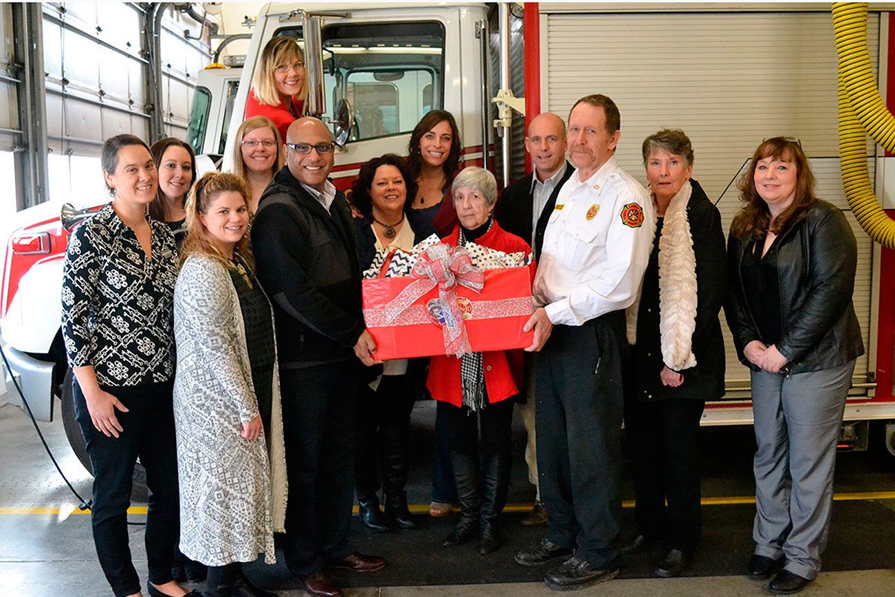 Sequim Realtors give goodies to first responders