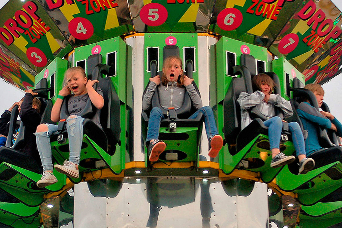 Big smiles despite dark skies at Irrigation Festival SLIDESHOW