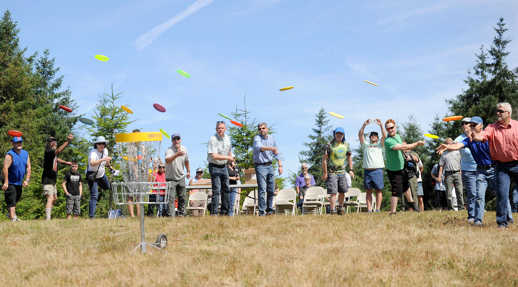 Clallam County’s Rainshadow Disc Golf Park dedicated near Blyn