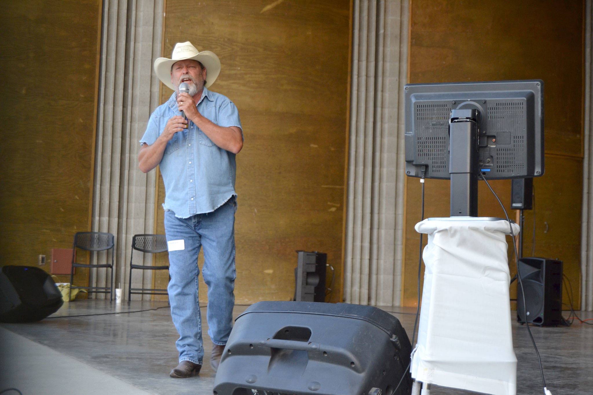 Lyle Hagen won the sixth Sequim Karaoke Idol on contest on Aug. 8 at the James Center for Performing Arts. After winning he sang Guns N’ Roses’ “Sweet Child O’ Mine.” Sequim Gazette photo by Matthew Nash