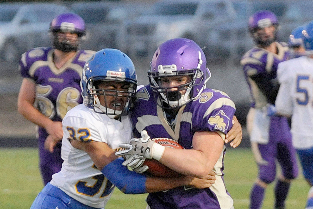 Football: Knights muscle past Wolves, 30-22