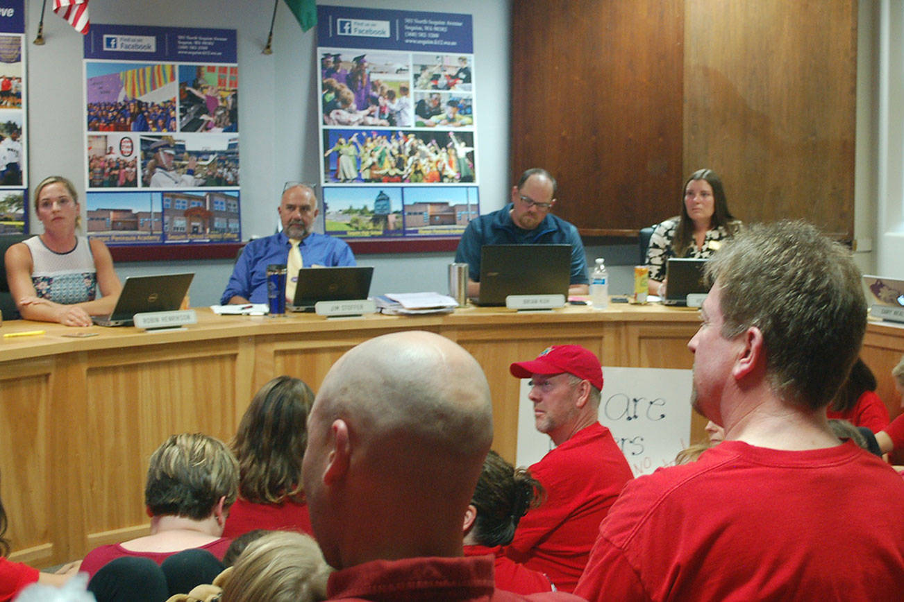 Sequim teachers, district have tentative one-year deal