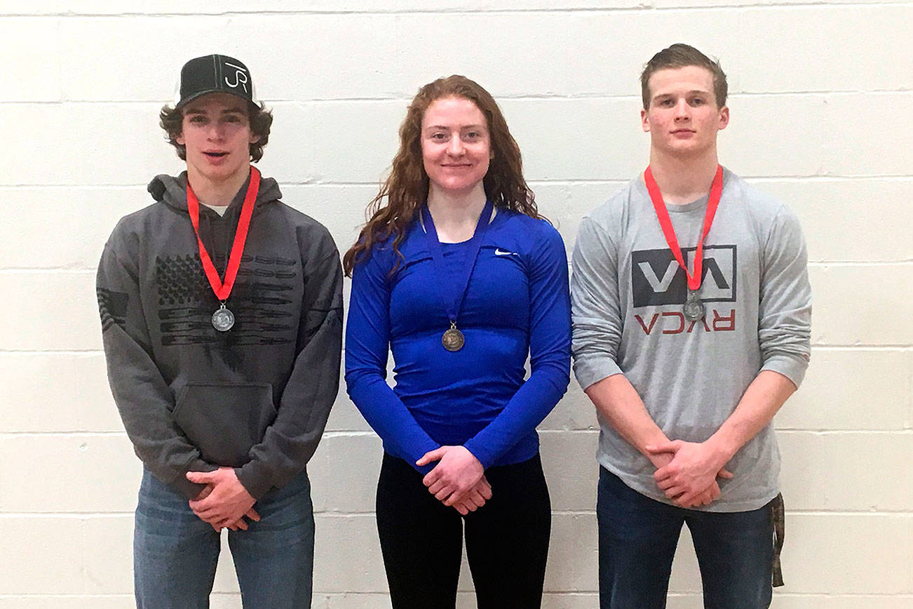 Wrestling: Three Sequim seniors set for state MatClassic | Sequim Gazette