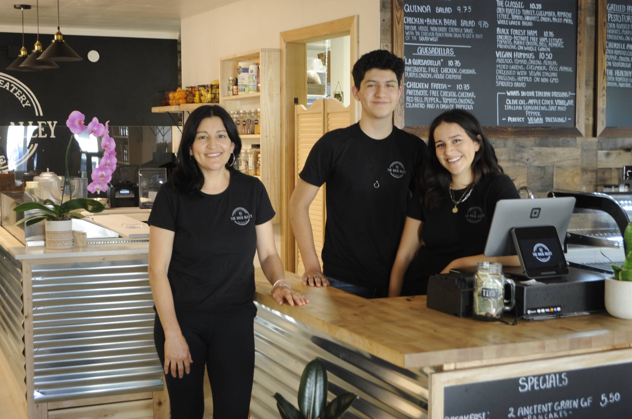 The Back Alley Cafe in downtown Sequim features health-focused meals and juices and smoothies made by family members, from left, Guadalupe, Sergio “Alex,” and Nathalie Arreguin. It’s open 9-4:30 p.m. Tuesday-Saturday at 138 W. Washington St. Sequim Gazette photo by Matthew Nash