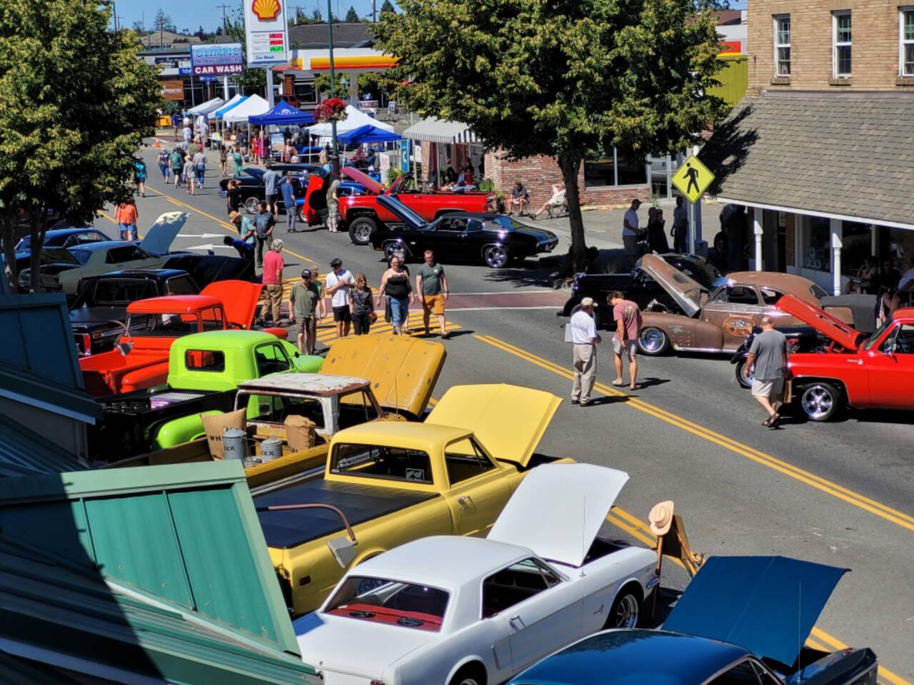 Sequim Gazette file photo by Michael Dashiell / Locals and visitors get an up-close look at some classic and unique cars and trucks at the Sequim Prairie Nights event in downtown Sequim in 2022. This year’s event is set for Saturday, Aug. 12.
Sequim Gazette file photo by Michael Dashiell / Locals and visitors get an up-close look at some classic and unique cars and trucks at the Sequim Prairie Nights event in downtown Sequim in 2022.