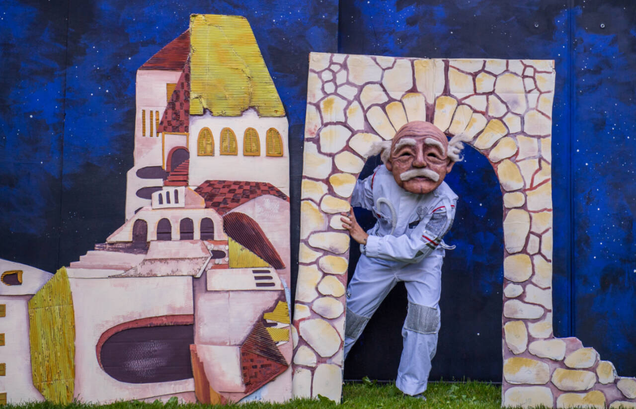 Photo by Jo Arlow
String & Shadow brings their ensemble for the “Or So It Would Seam: A Giant Puppet Voyage into the Hidden Universe,” performance at the Port Angeles Fine Arts Center on Aug. 22.