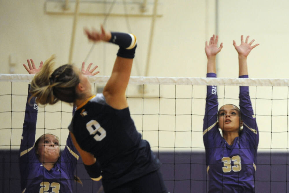 Volleyball: Sequim fights against Spartans