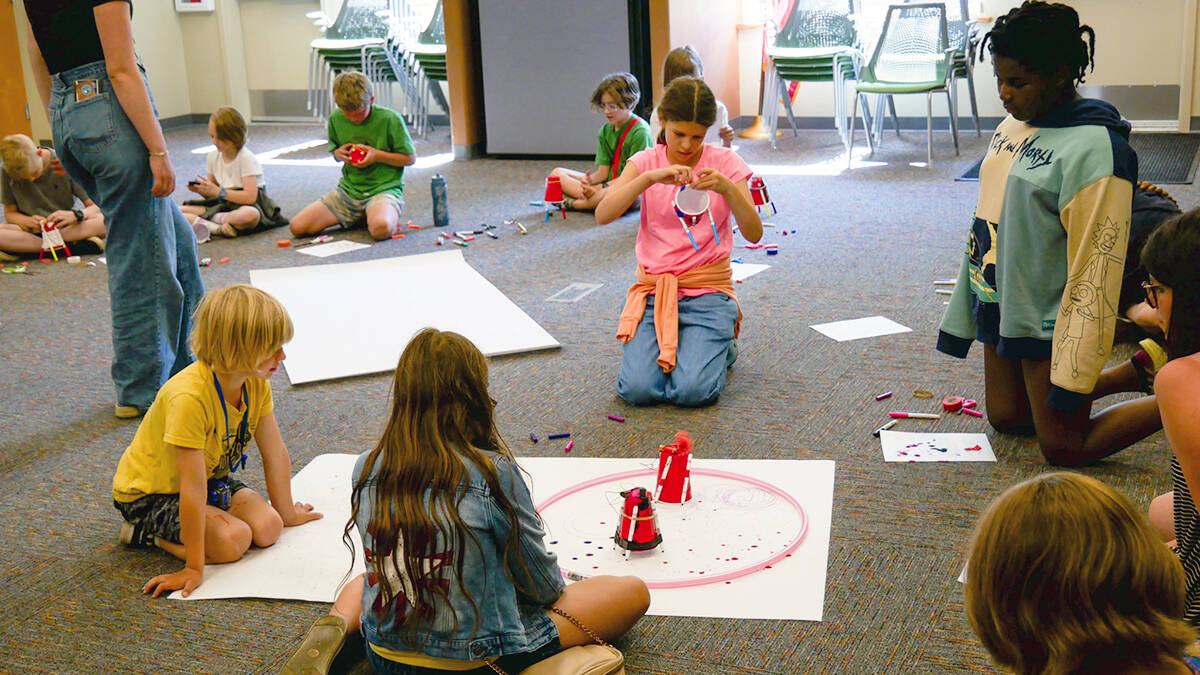 Photo courtesy of North Olympic Library System
Tweens build motorized Scribble Bots at the Port Angeles Library. Libraries in Sequim and Port Angeles offer free science, technology, engineering, art and math (STEAM) activities programs for tweens this fall.