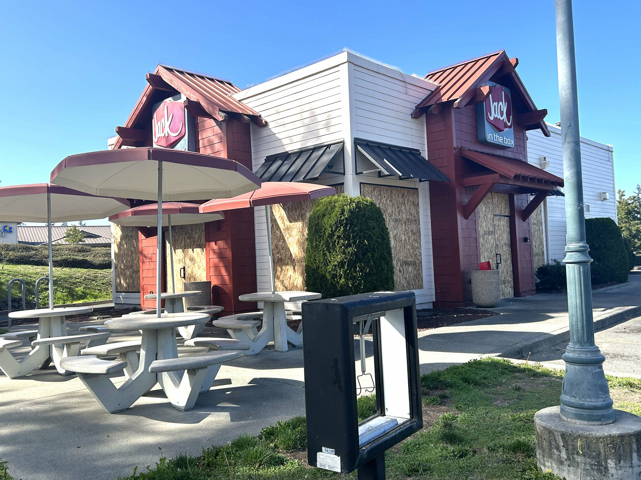 Sequim Gazette photo by Matthew Nash
Owners of the Sequim Jack in the Box franchise closed it some time in the last two weeks.